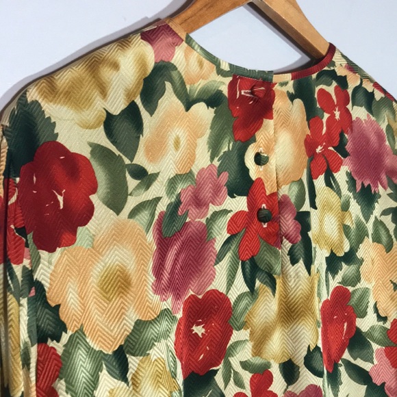 Silk Albert Nipon Floral Print Blouse - Picture 5 of 5